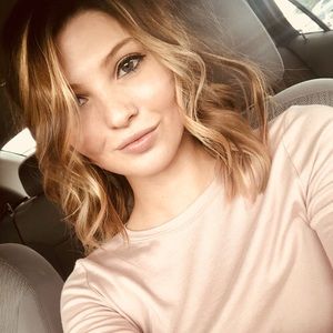 Meet your Posher, Abby